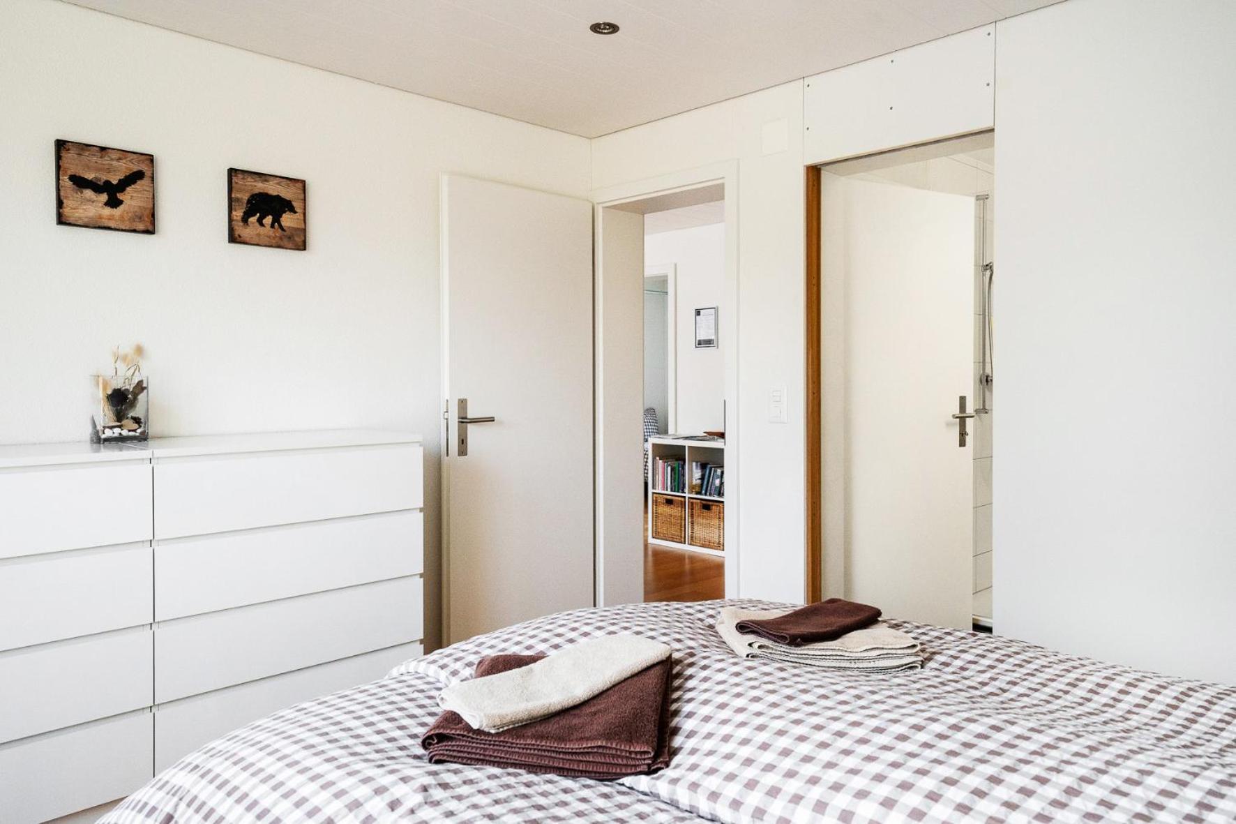 Apartamento Glarner Bed Netstal Exterior foto
